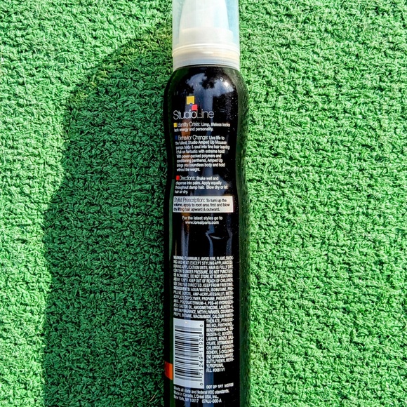 Loreal Paris Studio Line Amped UP Volumizing MEGA MOUSSE Extreme Hold 7.1 oz NOS - Picture 2 of 2